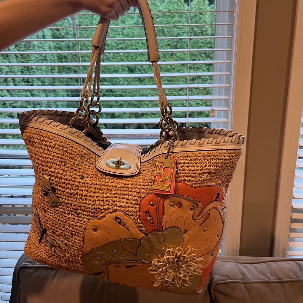 Coach Rare Hamptons Weekend Limited Edition Straw Floral Dragonfly Tote